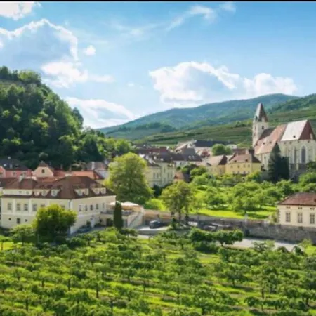 Pension Artstetten * Artstetten