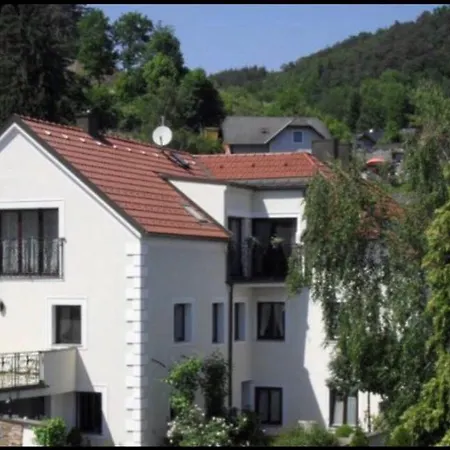 Pension Artstetten Guest house Artstetten