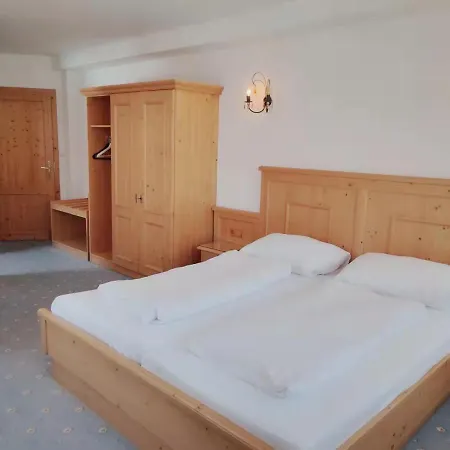 Pension Artstetten * Artstetten