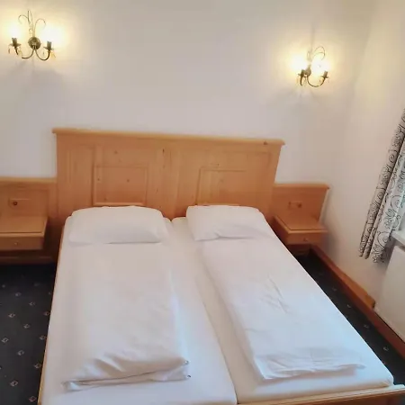 Pension Artstetten