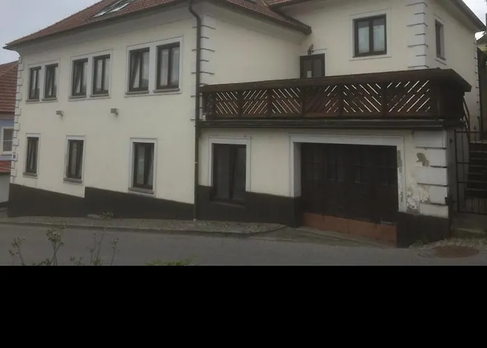 Pension Artstetten Гостевой дом 3*