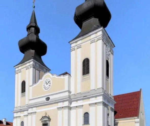 Pension Artstetten 3*